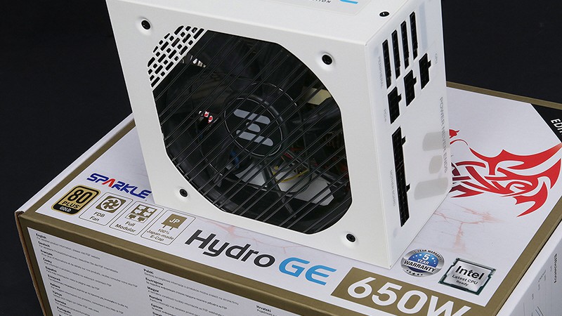 형의 옷을 품은 동생! FSP Hydro GE 650W White 80PLUS GOLD - 쿨엔조이